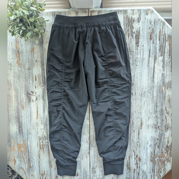 Athleta Attitude Lined Pant Women's 4 Petite Black - Picture 10 of 11